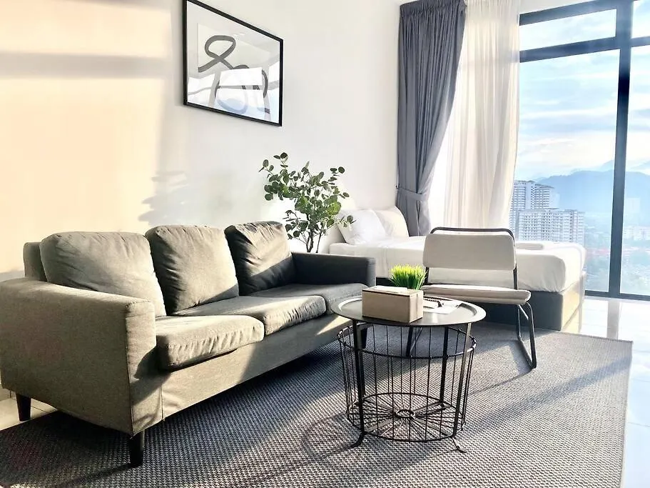 Beacon Executive Suites #Minimalist #Skypool #Georgetown #6Pax #2Br 2Bath #3 Queen #Quality Well Maintained #Private Host 0*, 乔治敦 马来西亚