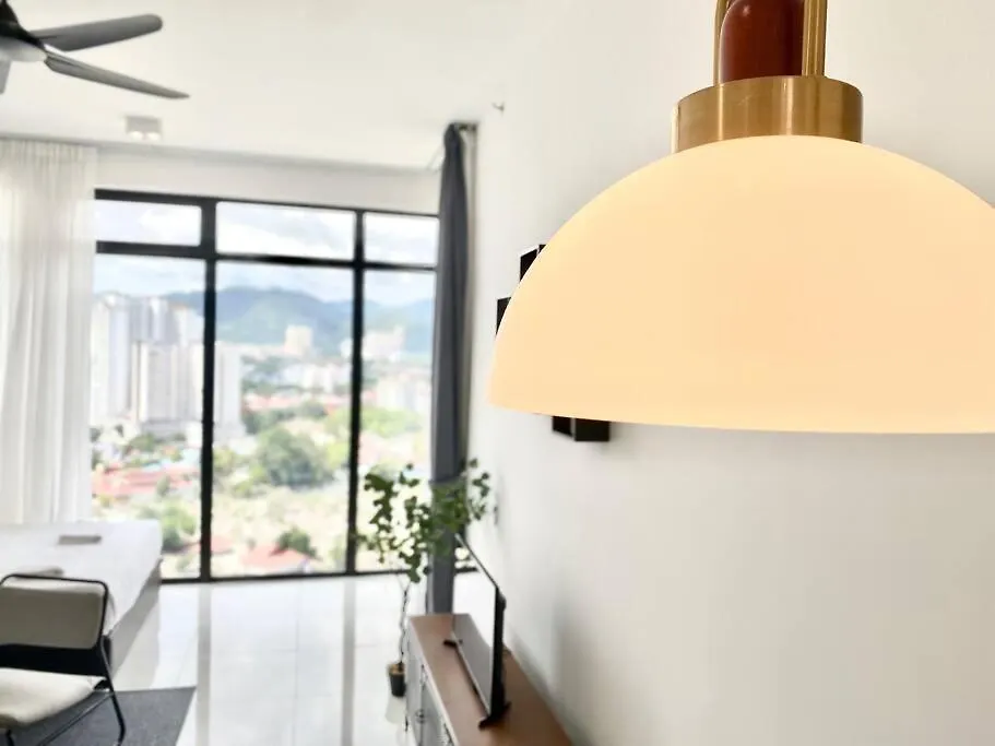 Beacon Executive Suites #Minimalist #Skypool #Georgetown #6Pax #2Br 2Bath #3 Queen #Quality Well Maintained #Private Host 0*, 乔治敦