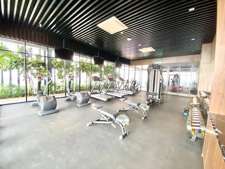 Beacon Executive Suites #Minimalist #Skypool #Georgetown #6Pax #2Br 2Bath #3 Queen #Quality Well Maintained #Private Host 公寓