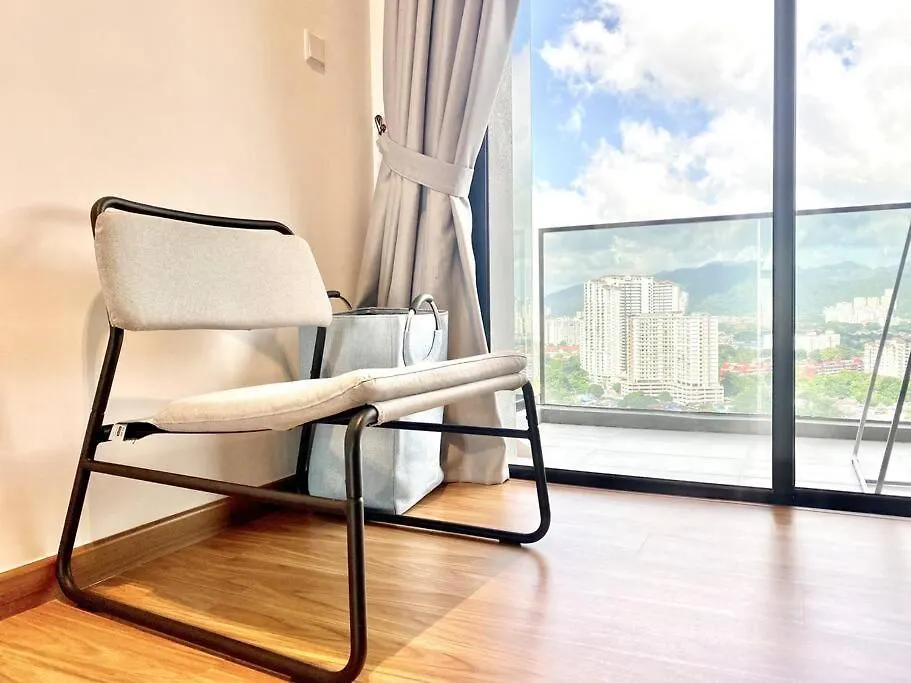 Beacon Executive Suites #Minimalist #Skypool #Georgetown #6Pax #2Br 2Bath #3 Queen #Quality Well Maintained #Private Host 乔治敦